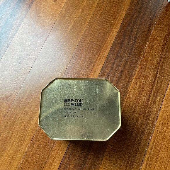 Uneeda Biscuit (Nabisco National Biscuit Company) Retro Tin Container - Picture 4 of 6